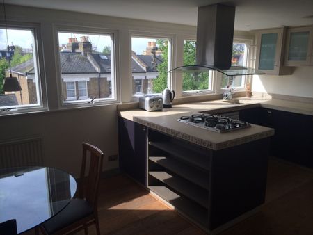 4 Bed Semi-Detached House, Cromwell Grove, W6 - Photo 4