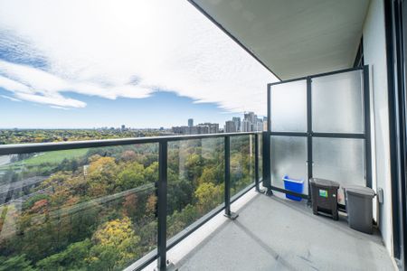 For Lease - 204 Burnhamthorpe Road Unit# 1310, Mississauga, Ontario - Photo 3