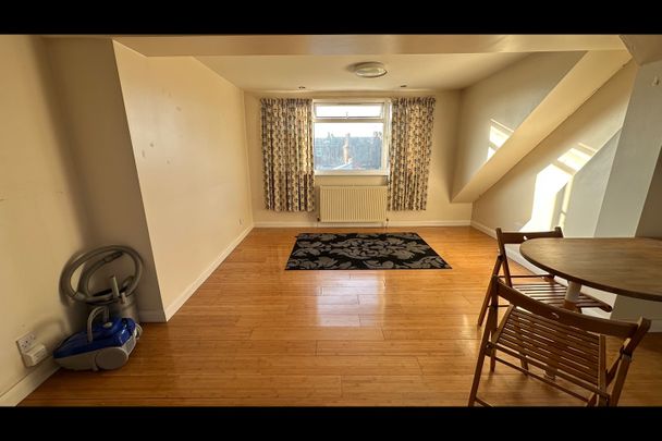 1 Bed Flat, London, NW2 - Photo 1