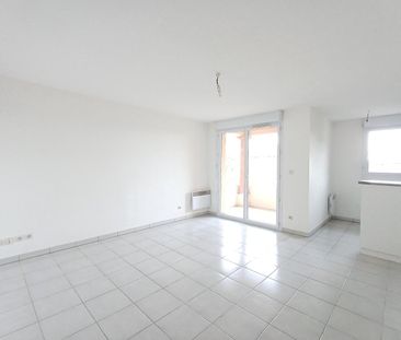 location Appartement T2 DE 39.17m² À SEILH - Photo 2