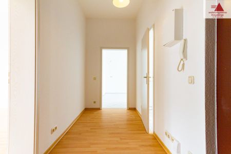 2-Raum-Wohnung mit großer Küche! - Photo 2