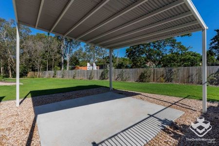 Be quick to secure this near new 4 bedroom townhouse situated in a quiet complex, close to public transport & amenities.isting - Photo 5