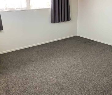 Freestanding 2 Bedroom - Photo 2