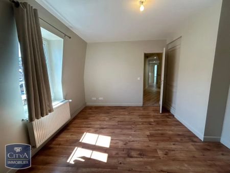 Appartement à louer 3 pièces 85.8m² - Photo 2