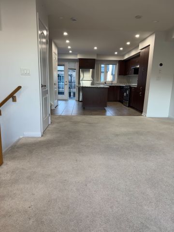 For Lease - 3135 Boxford Crescent Unit# 12, Mississauga, Ontario - Photo 2