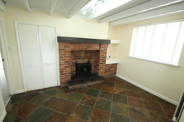 30 Croob Park, Ballynahinch, BT24 8BB - Photo 1