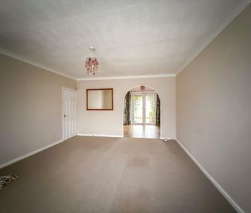 3 bedroom terraced house to rent - Photo 2