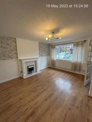 3 bedroom mews to rent - Photo 1