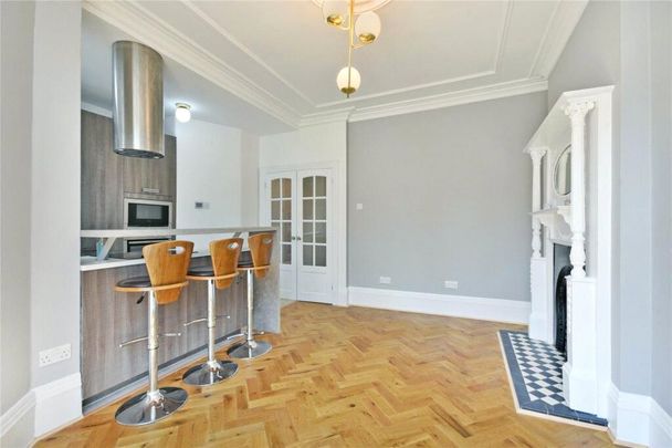 Oakfield Road, N14, London - Photo 1