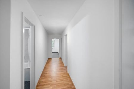 "Moderne 3-Zimmerwohnung mit Balkon in Laufen" - Foto 4