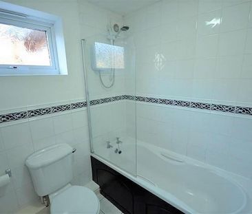 2 Bedroom Apartment To Let - Photo 6