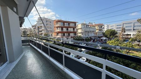Διαμέρισμα για ενοικίαση Αμφιθέα (Παλαιό Φάληρο) - Φωτογραφία 3