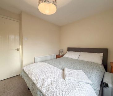 2 bedroom semi-detached house to rent - Photo 4