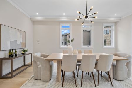 For Lease - 2 Bunn Court, Aurora, Ontario - Photo 2