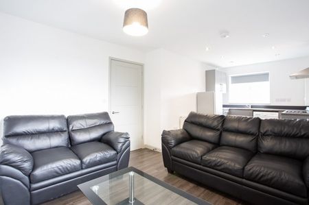 Flat 1, 3 White Ridge Court - Photo 2