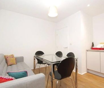 Room in a Shared Flat, Nyland Court, SE8 - Photo 1