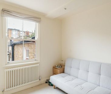 2 bedroom terraced house to rent - Photo 4