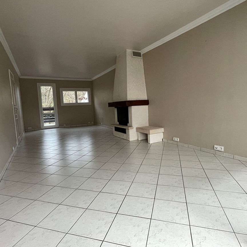 Location Appartement 5 pièces 90m² - Photo 1