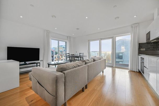 2 bedroom flat to rent - Photo 1