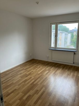 Finningevägen 72 E - Photo 1