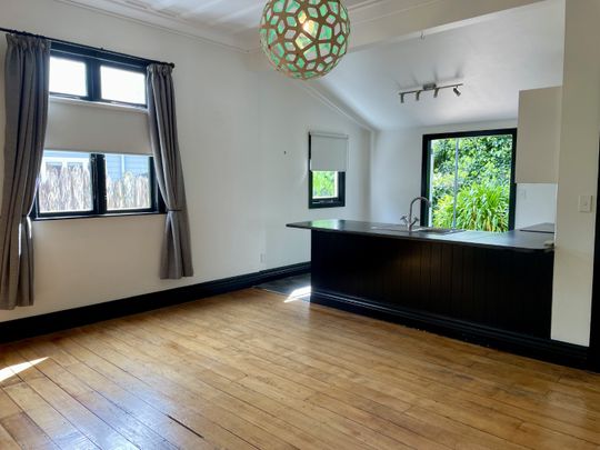 Shakespeare Road, Bluff Hill - Photo 1