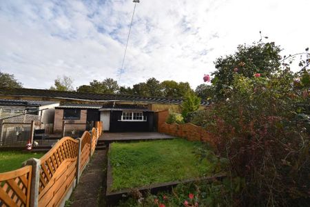 2 bedroom terraced house to rent - Photo 5