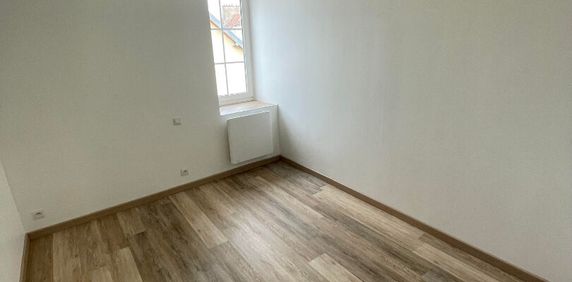 Location Appartement 1 pièce 37m² - Photo 2