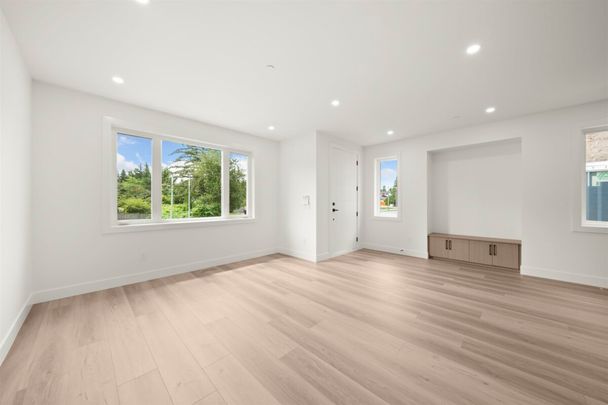 Brand New Upper in Aldergrove - Photo 1