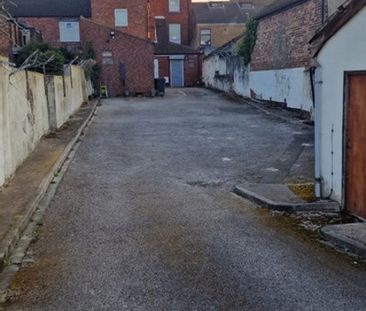 Finkle Street, Doncaster, DN8 - Photo 4