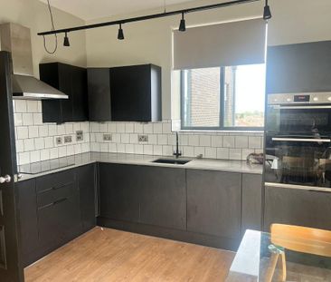 2 bedroom flat to rent - Photo 6