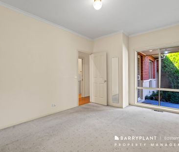 Low-Maintenance Living Set at the Rear! - Photo 3