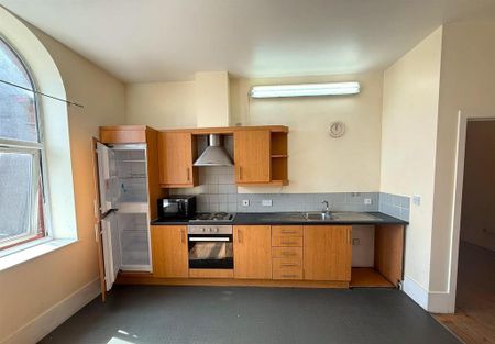 2 bedroom apartment to rent - Photo 4