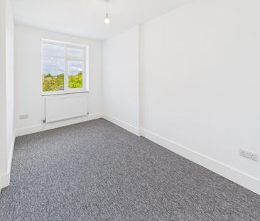 Ermin Street, Brockworth, Gloucester - Photo 5