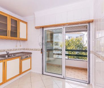 Apartment T3 in Algés, Linda-a-Velha e Cruz Quebrada-Dafundo, Oeiras - Foto 5