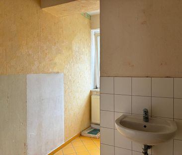 DIY 2-Raum-Wohnung sucht Handwerker! - Photo 3