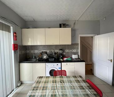 Room in a Shared House, Gloucester Road, N17 - Photo 3
