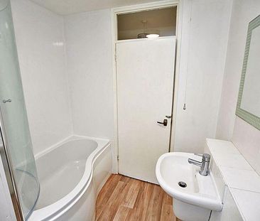 2 bedroom maisonette to rent - Photo 6