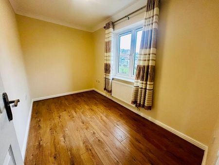 Ffordd Antwn, Bridgend - Photo 5