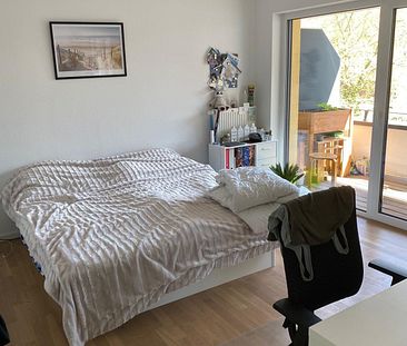 Mit überdachtem Balkon: Moderne, helle und schöne 2 Zimmer-Wohnung in Marburg, Afföllerstr. 30 - Foto 2