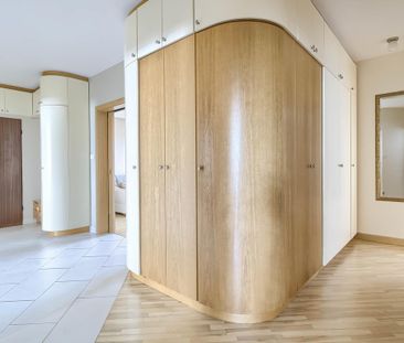 Warszawa, Ursynów, Kabaty, Kazimierza Jeżewskiego - Photo 5