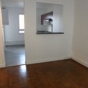 Location Appartement 2 pièces 43m² LOUVIERS 27400 - Photo 2