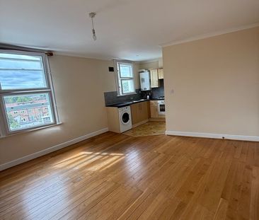 2 Bed Flat, Compton House, BR3 - Photo 6