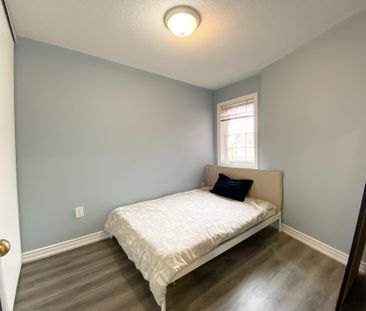 For Lease - 3020 Cedarglen Gate Unit# 42, Mississauga, Ontario - Photo 6