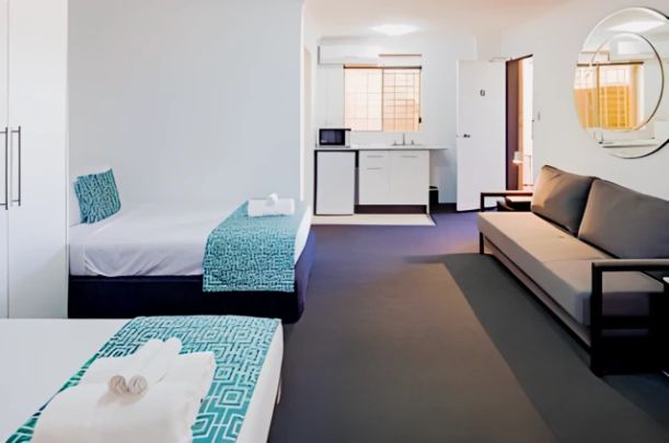 Welcoming studio in Redfern - Photo 1