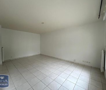 Location Appartement 2 pièces 45m² TOURS 37100 - Photo 3