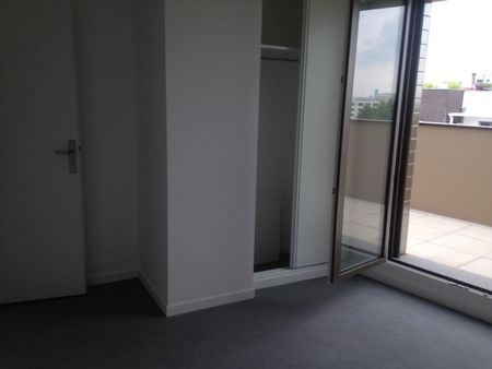 location Appartement T4 DE 79.6m² À ASNIERES - Photo 4