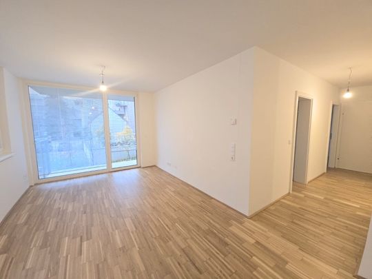 Neuwertige - geförderte 3 Zimmer Wohnung mit Balkon in zentraler Lage - Idlhofgasse 70 - Top 22 - Photo 1