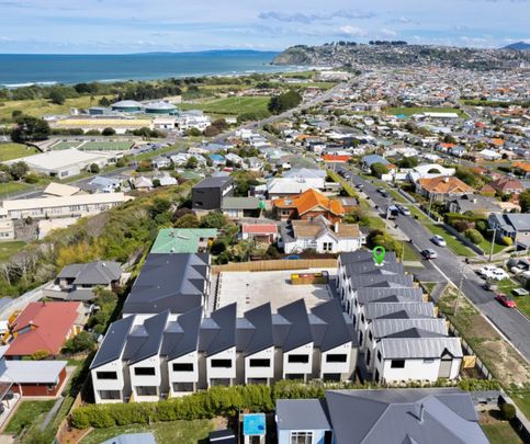 2/30 Dundonald Street, Tainui - Photo 1