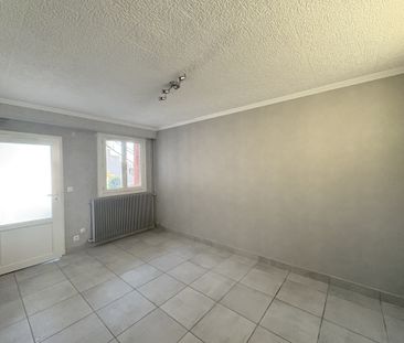 Location Appartement 1 pièce 24m² VILLEBON SUR YVETTE 91140 - Photo 2