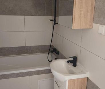 Pronájem bytu 3+1 80 m2 - Fotografie 5